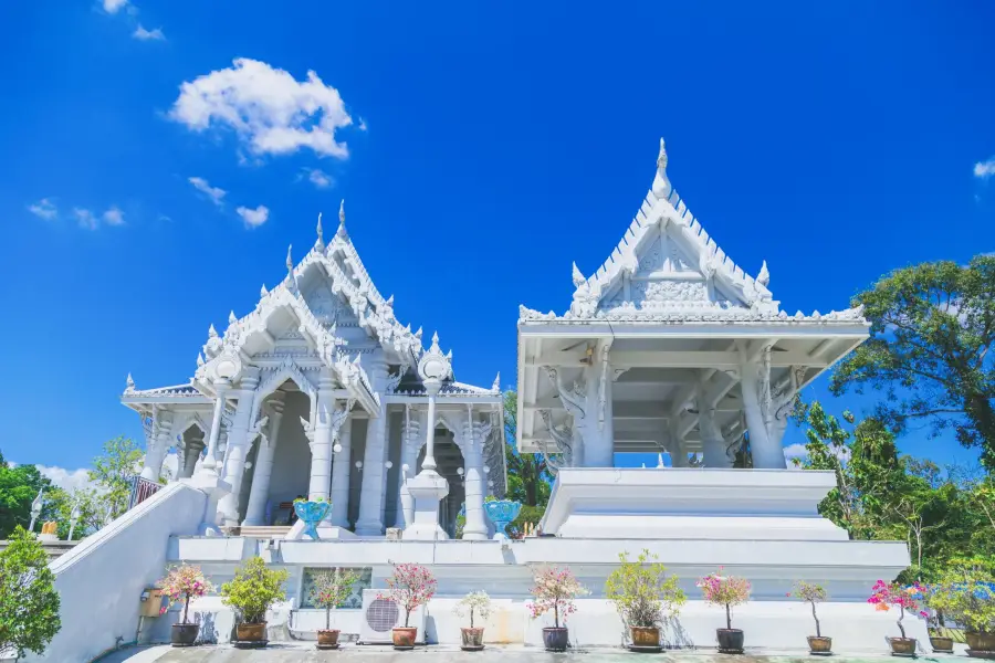 Wat Rong Khun - White Temple