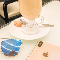 Emporio Armani Cafe User Photo