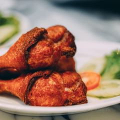 Golden Chicken 여행 사진