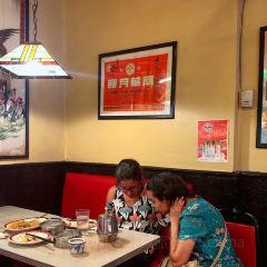 Nom Wah Tea Parlor User Photo