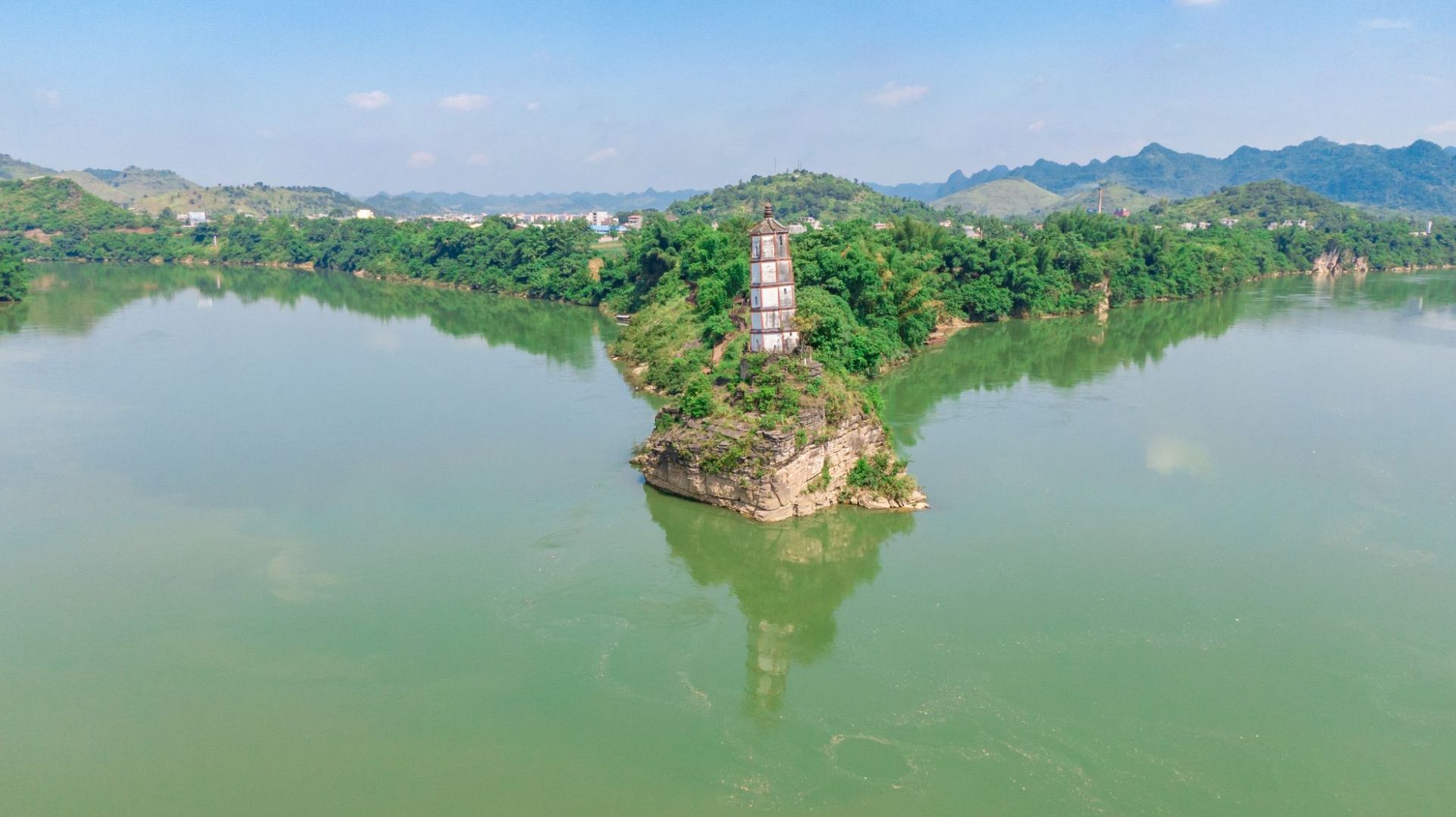 Chongzuo Travel Guide 2023 Things to Do, What To Eat & Tips