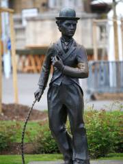 Statue de Charlot