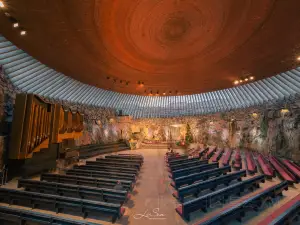 Église Temppeliaukio d'Helsinki (Temppeliaukion Kirkko)