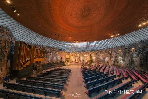 Église Temppeliaukio d'Helsinki (Temppeliaukion Kirkko)