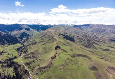 塔吾薩尼 熱門景點照片