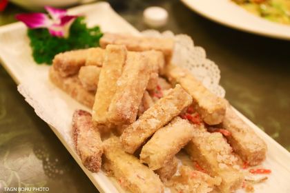 名悦楼海鲜大排档(延河路店)