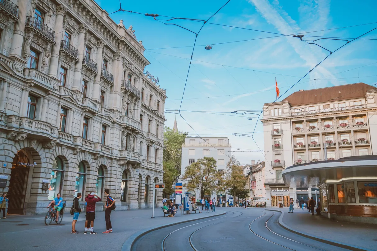 瑞士自由行 | 班霍夫大街