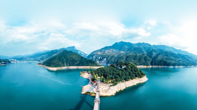 White Emperor City Qutang Gorge Scenic Spot