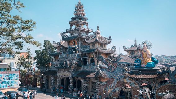 Pagode de Linh Phuoc