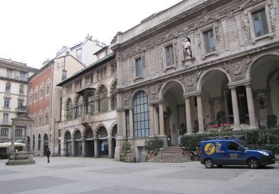 Piazza Mercanti