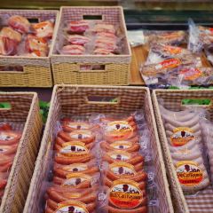 RAYMON HOUSE Motomachi Store User Photo