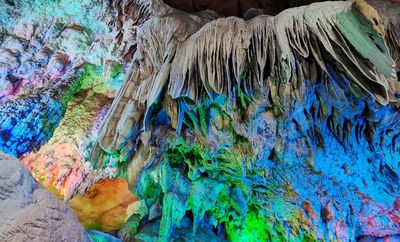 Wanhua Cave