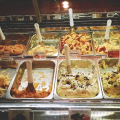 GUSTO GELATO & CAFEE / MERTANADI User Photo