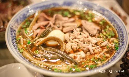 Zhenjiang Guogai Mian Pinjianguan