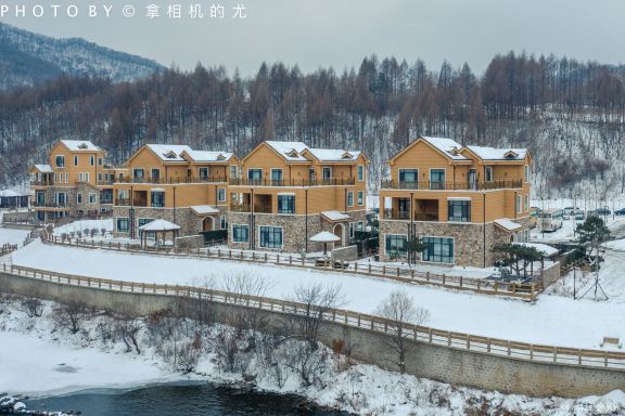 Fengxianggu Hot Spring