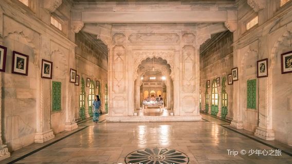 Джасвант Тада