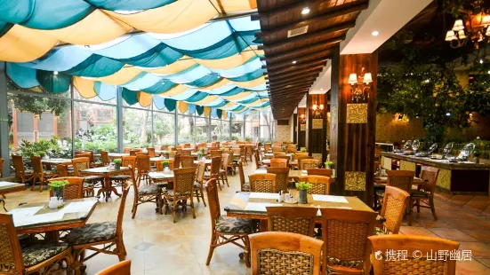 熱帶雨林中餐廳