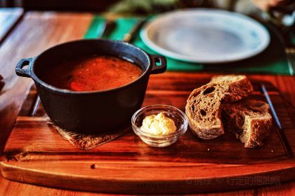 Islenski barinn The Icelandic Bar