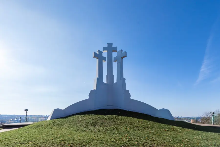 Three Crosses Monument