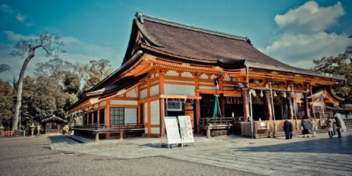 八阪神社
