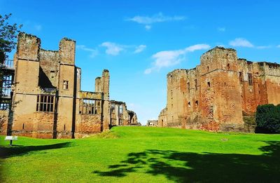 Kenilworth Castle and Elizabethan Garden