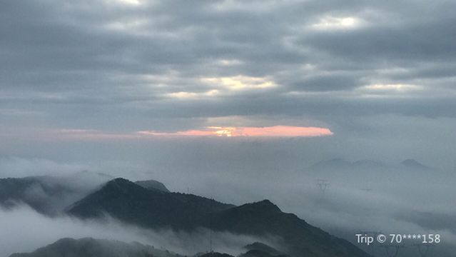 zhou ning xian xian feng shan lv you yang sheng du jia qu