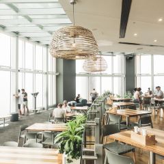 Skypoint Bistro + Bar 여행 사진