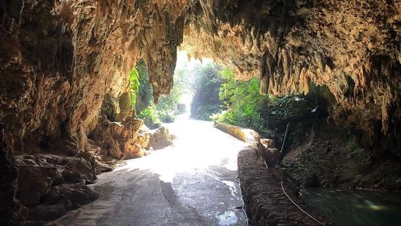 Grotta della Stalattiti di Ishigaki