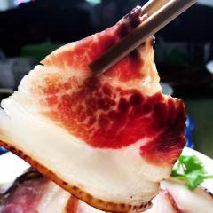 YI SHAO XIAN ZHONG CAN User Photo