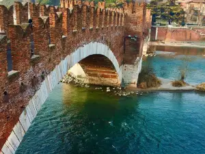 Puente de Castelvecchio