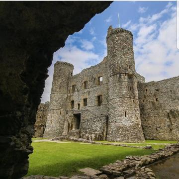 カーナーヴォン城のレビュー カーナーヴォン城のチケット カーナーヴォン城の割引 カーナーヴォン城の交通機関 所在地 営業時間 カーナーヴォン城周辺の観光スポット ホテル グルメ Trip Com