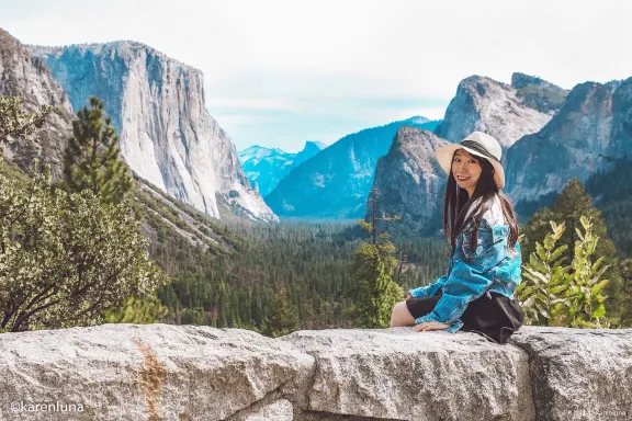 Tunnel View