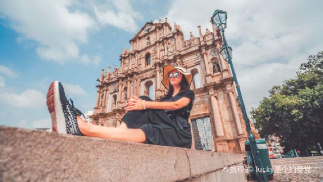 澳門歷史城區+大三巴+金蓮花廣場一日包車遊【司機兼導遊上門接】