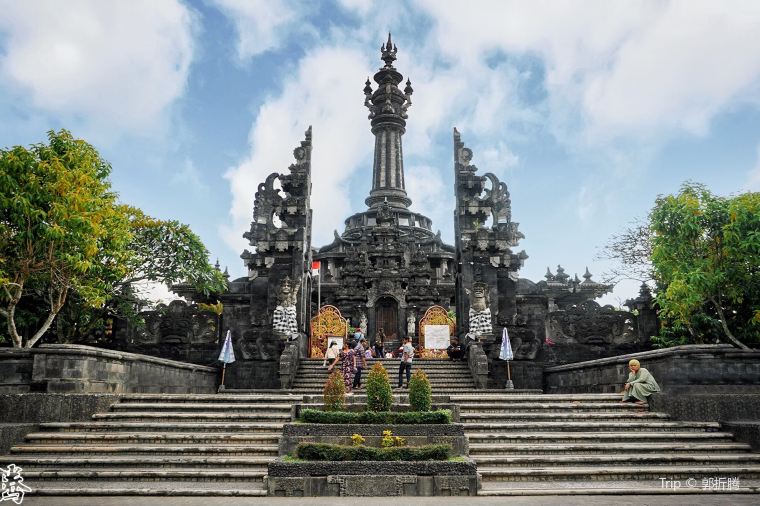 Bajra Sandhi Monument