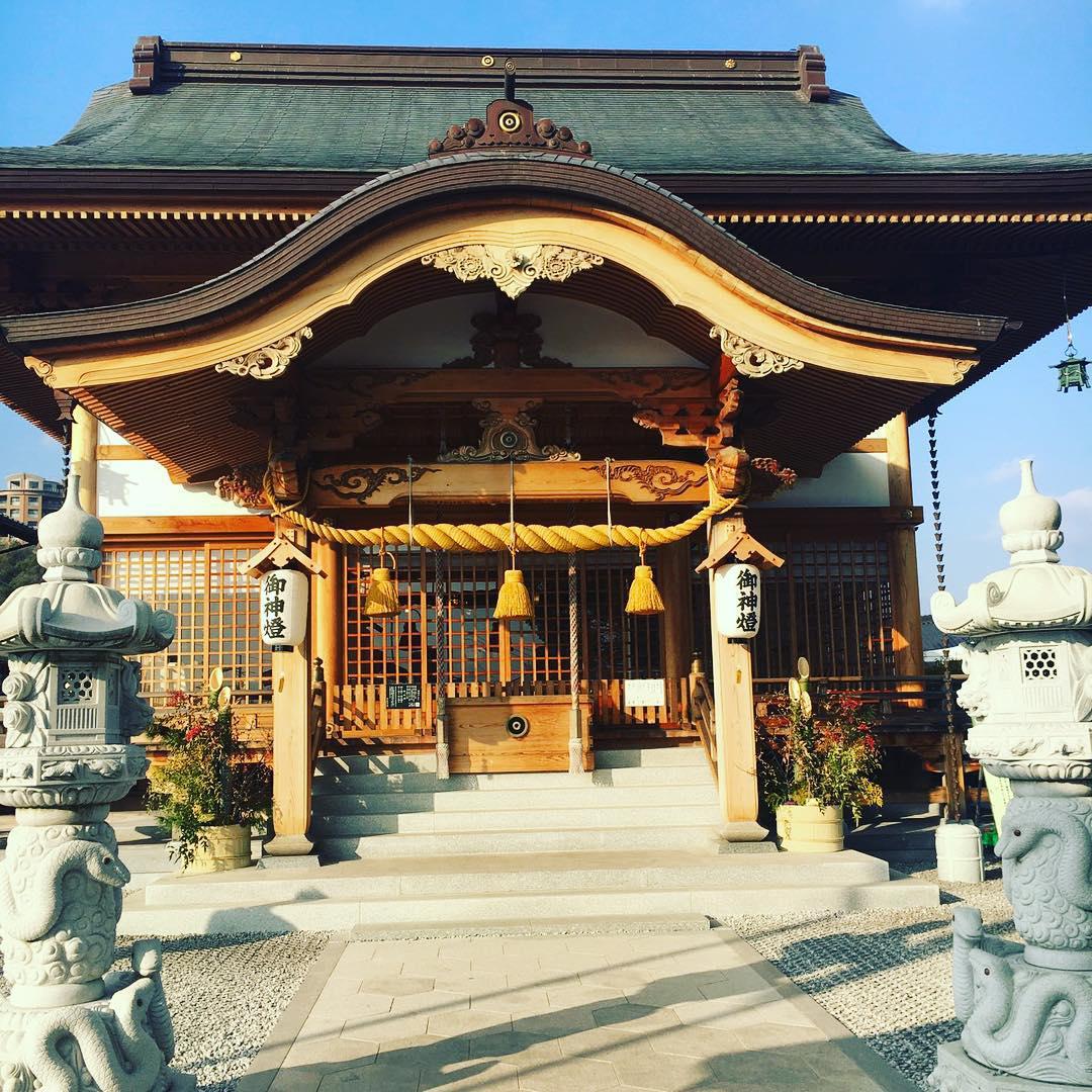 岩國白蛇神社景點評價 岩國白蛇神社門票 岩國白蛇神社優惠 岩國白蛇神社交通 地址 開放時間 岩國白蛇神社附近景點 酒店及美食 Trip Com