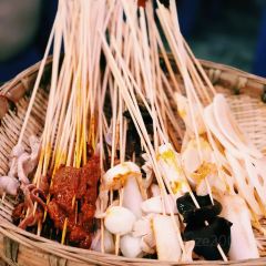 马路边边(云景店) User Photo