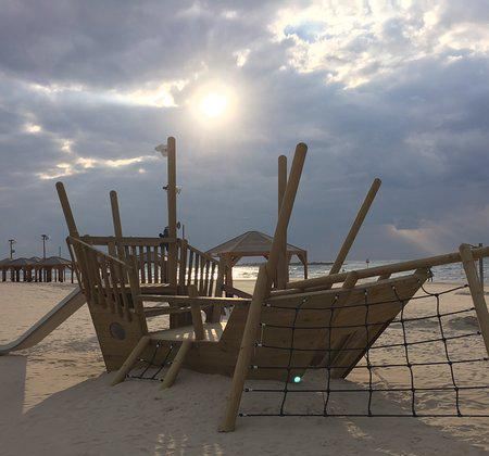Bograshov Beach