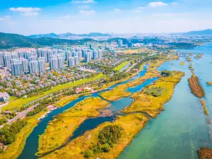 Taihu Lake