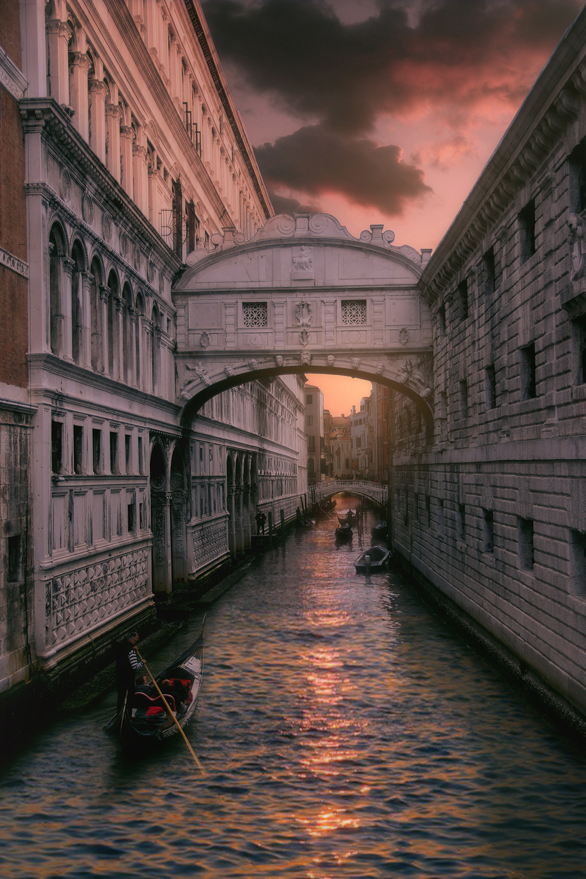 Bridge of Sighs travel guidebook –must visit attractions in Venice – Bridge  of Sighs nearby recommendation – Trip.com