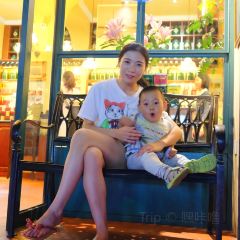 Baiwenxiongzhong Restaurant User Photo