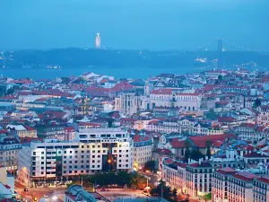 Top 10 Night Attractions in Lisbon