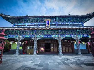 Popular Night Attractions in Pingyi