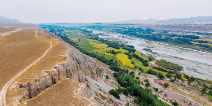 瑪納斯河大峽谷