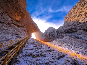 Kashi Tianmen Grand Canyon