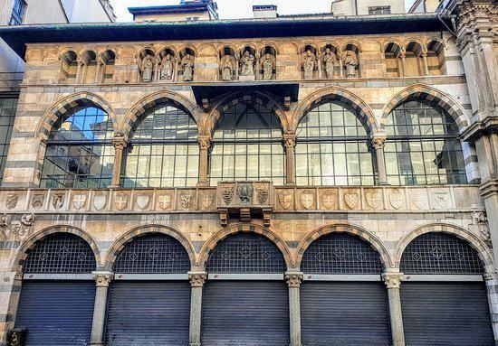 Piazza Mercanti