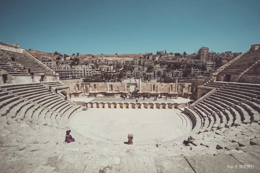 Roman Amphitheater