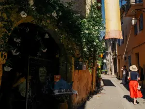 Lourmarin Market