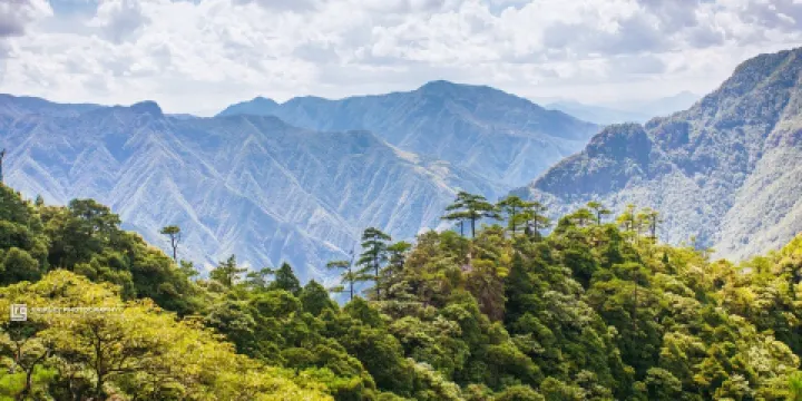 龍泉山景區-龍泉大峽谷