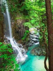 Tsukechi Gorge