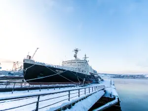 「列寧號」核動力破冰船